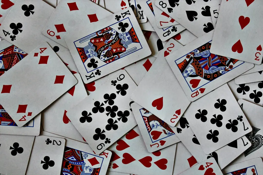 Pai Gow Poker: How to Play, Rules, Strategy and House Edge